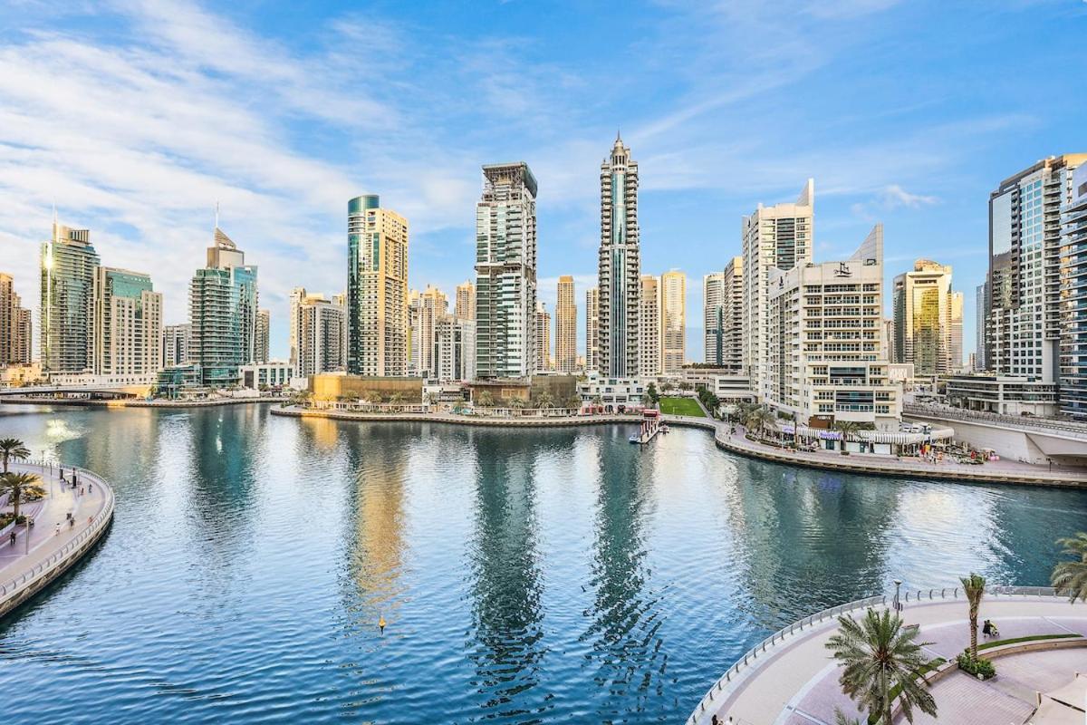 Apartment First Class 2br Chill, Liv, Repeat Dubai