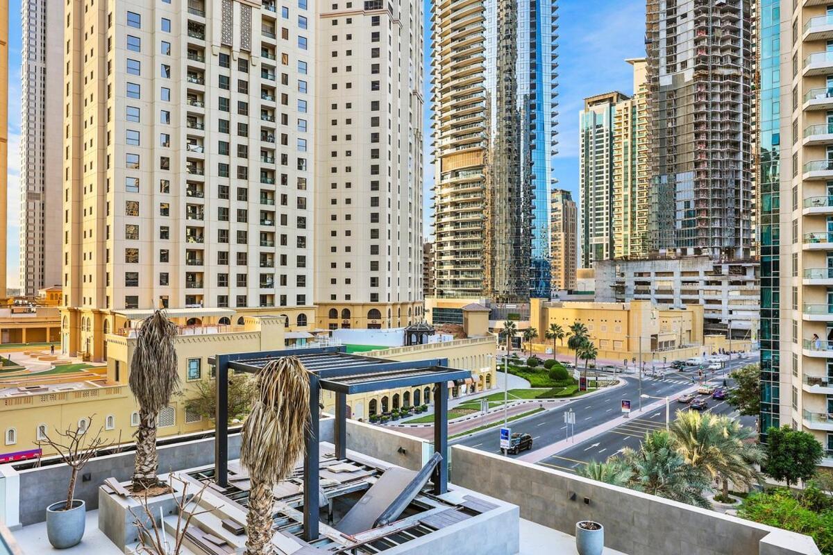 First Class 2br Chill, Liv, Repeat Apartment Dubai